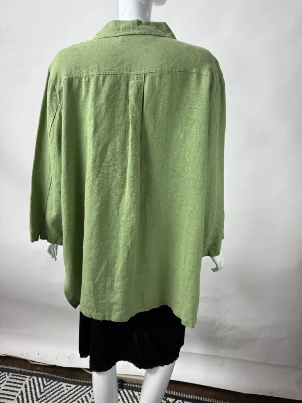 Harvé Benard Womens Plus Size 22W Green 100% Linen Button-Down Shirt Made In Ukr - Picture 12 of 16